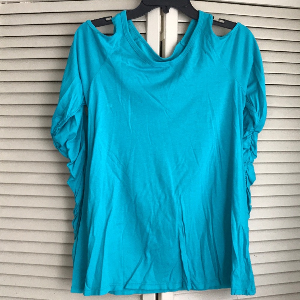 XCVI cold shoulder shirt with ruched long sleeves